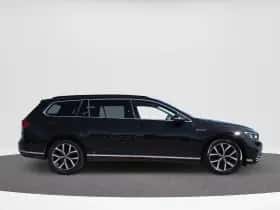 Volkswagen Passat (2021) thumbnail 15