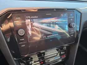 Volkswagen Passat (2021) thumbnail 16