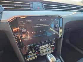 Volkswagen Passat (2021) thumbnail 21