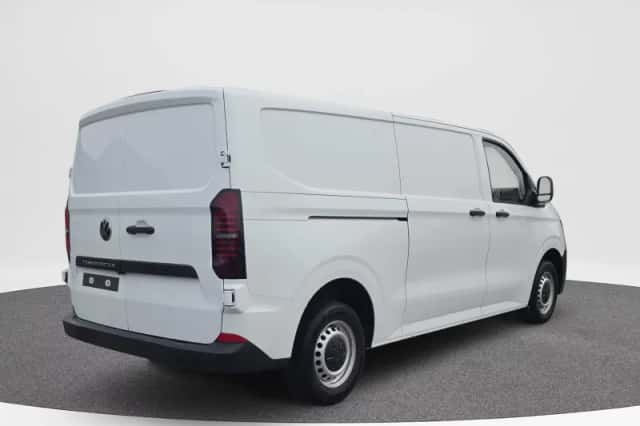 Volkswagen Transporter (2025) thumbnail 4