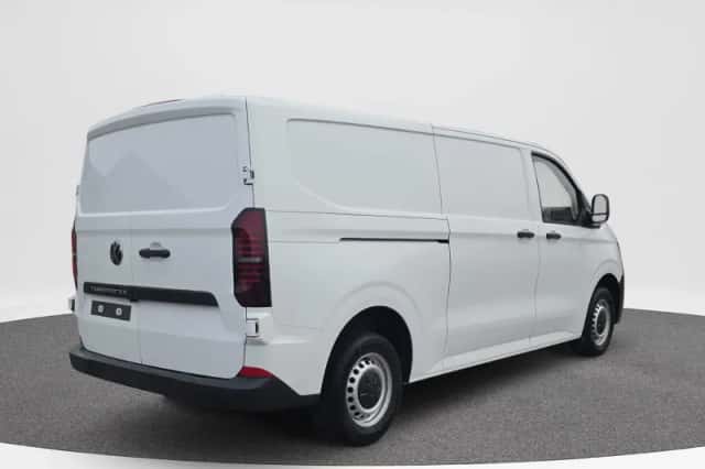 Volkswagen Transporter (2025) thumbnail 5
