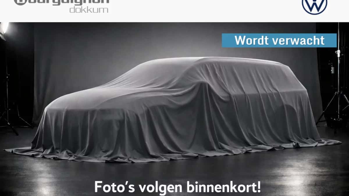 Volkswagen Passat (2025) — foto 1