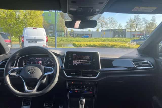 Volkswagen T-Roc (2025) thumbnail 8