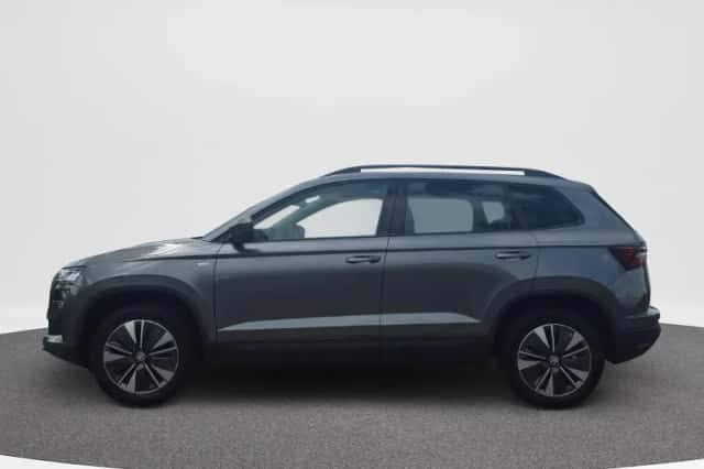 Škoda Karoq (2023) thumbnail 4