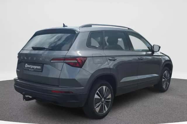 Škoda Karoq (2023) thumbnail 5