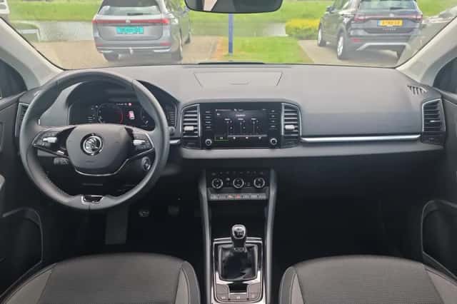 Škoda Karoq (2023) thumbnail 8