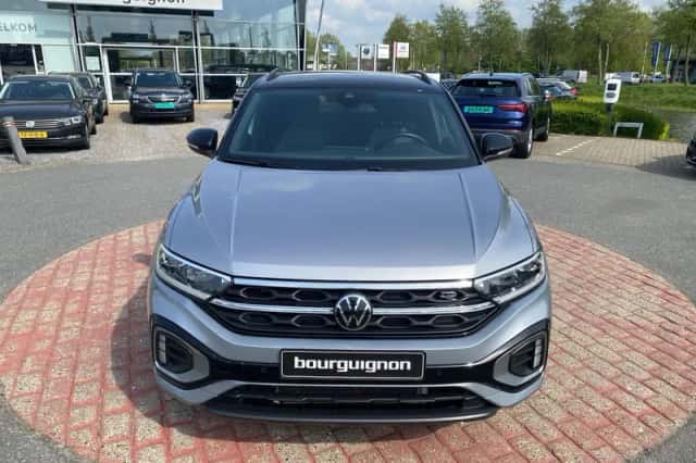 Volkswagen T-Roc (2023) thumbnail 12