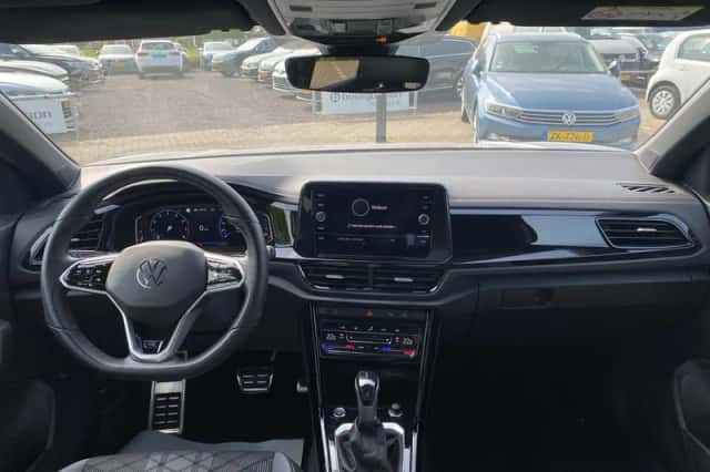 Volkswagen T-Roc (2023) thumbnail 7