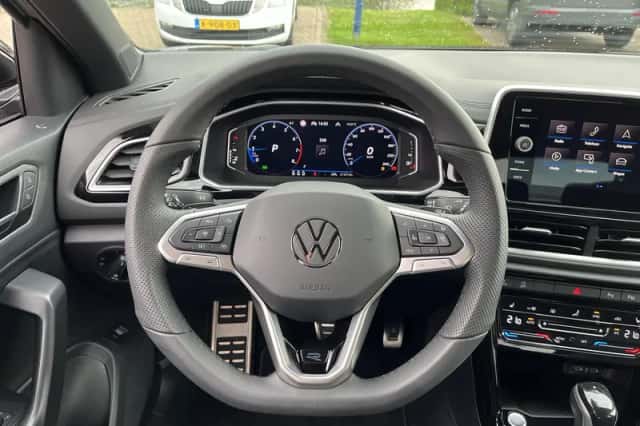 Volkswagen T-Roc (2025) thumbnail 6