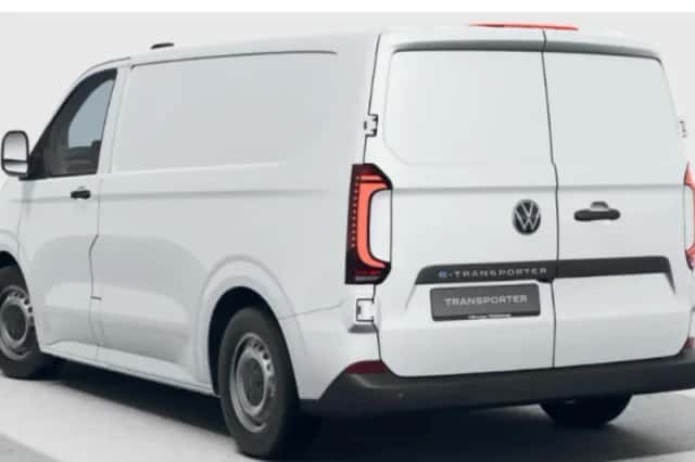 Volkswagen E-Transporter (2026) thumbnail 2