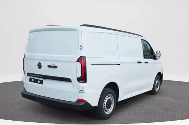 Volkswagen E-Transporter (2026) thumbnail 5