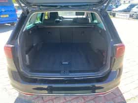 Volkswagen Passat thumbnail 15
