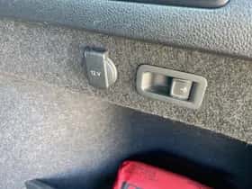 Volkswagen Passat thumbnail 25