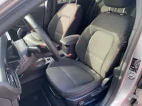 Ford Focus (2022) thumbnail 2