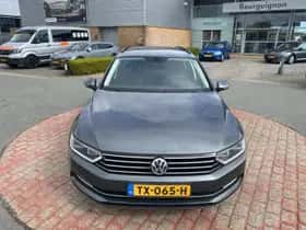Volkswagen Passat thumbnail 12