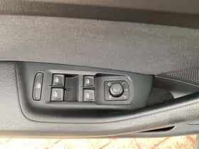 Volkswagen Passat thumbnail 16