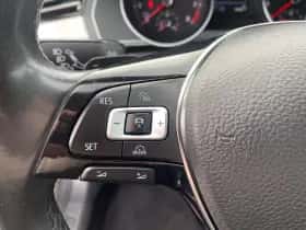 Volkswagen Passat thumbnail 18
