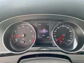 Volkswagen Passat thumbnail 6