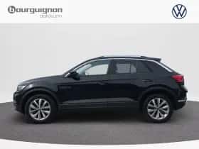Volkswagen T-Roc (2021) thumbnail 2