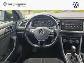 Volkswagen T-Roc (2021) thumbnail 6