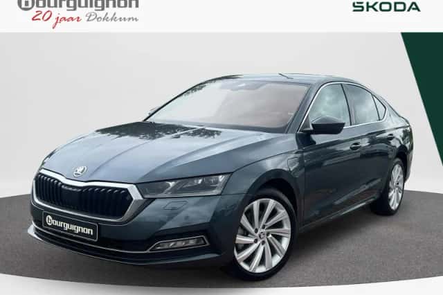 Škoda Octavia (2021) thumbnail 1