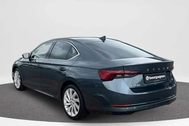 Škoda Octavia (2021) thumbnail 2