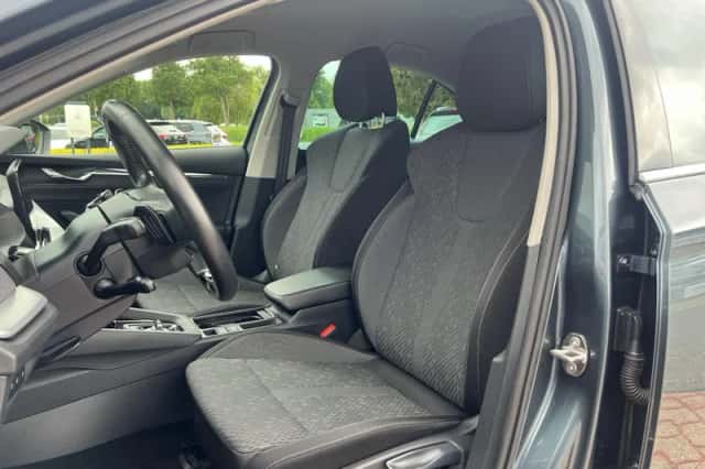 Škoda Octavia (2021) thumbnail 6
