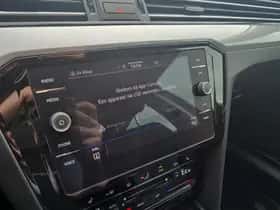 Volkswagen Passat (2021) thumbnail 14