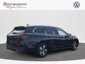 Volkswagen Passat (2025) thumbnail 11
