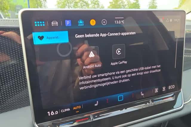 Volkswagen Passat (2025) thumbnail 19