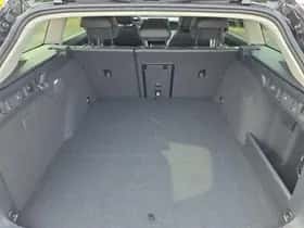 Volkswagen Passat (2025) thumbnail 9