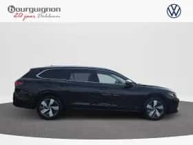 Volkswagen Passat (2025) thumbnail 10
