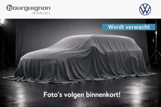 Volkswagen Passat (2025) thumbnail 1