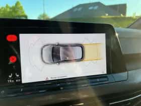 Volkswagen Golf (2022) thumbnail 13