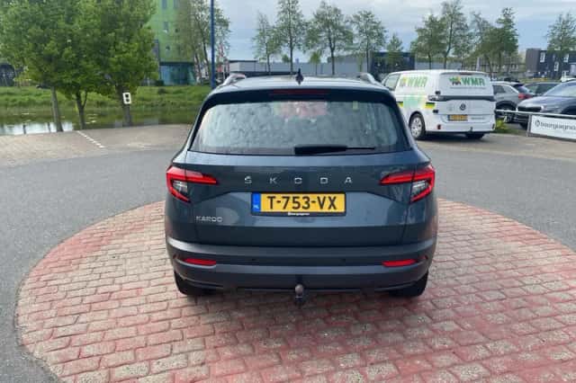 Škoda Karoq (2021) thumbnail 15