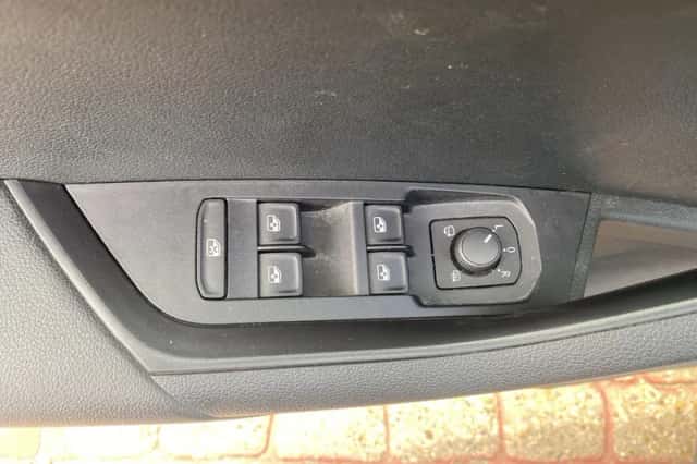 Škoda Karoq (2021) thumbnail 16