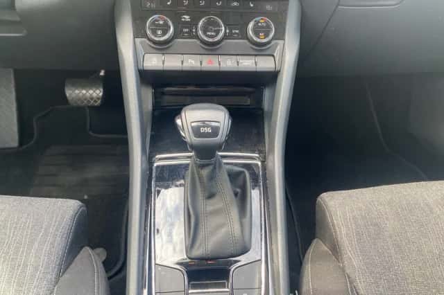 Škoda Karoq (2021) thumbnail 17