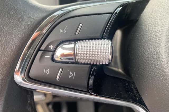 Škoda Karoq (2021) thumbnail 18