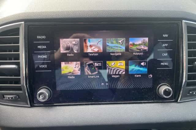 Škoda Karoq (2021) thumbnail 24