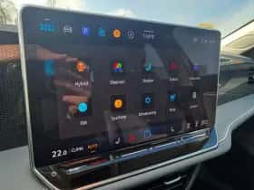 Volkswagen Passat (2024) thumbnail 18