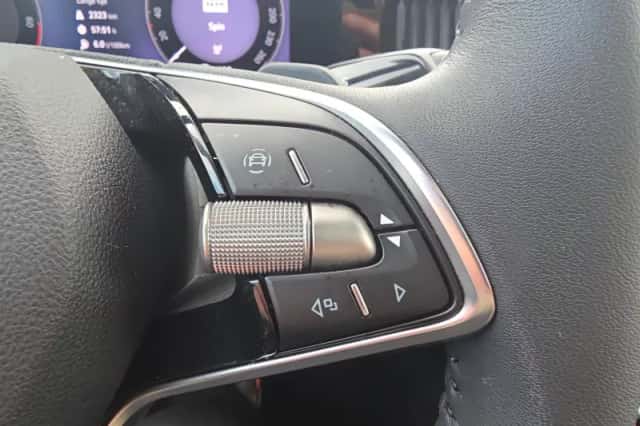 Škoda Superb (2025) thumbnail 8