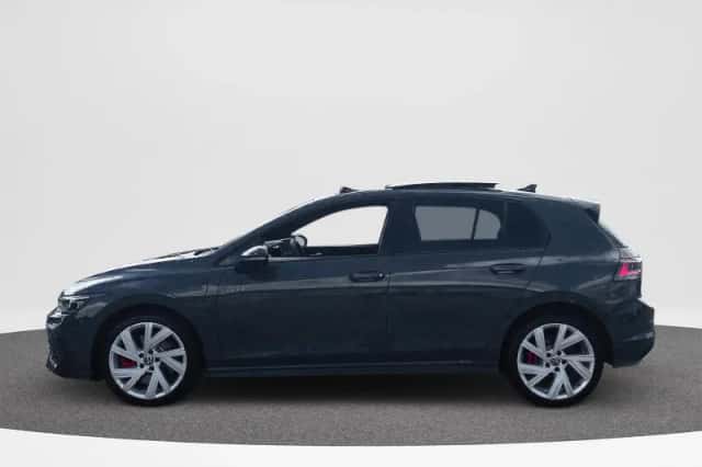 Volkswagen Golf (2025) thumbnail 5