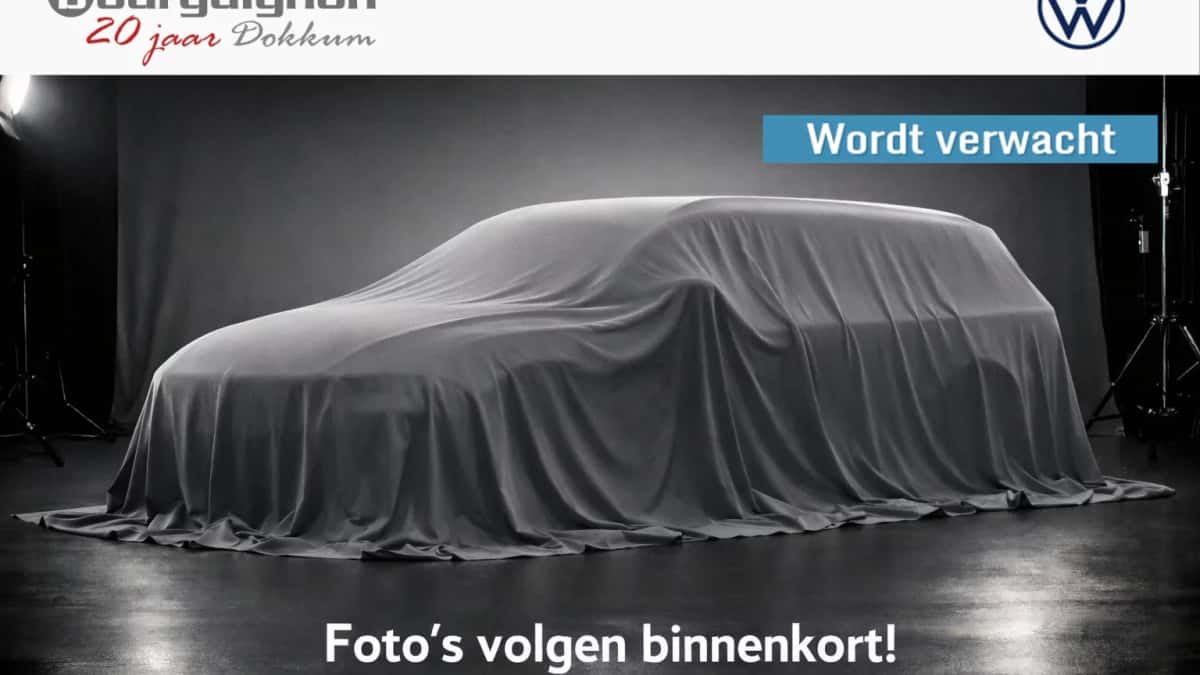 Volkswagen Passat (2025) — foto 1