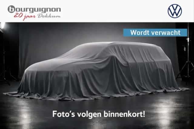 Volkswagen Passat (2025) thumbnail 1