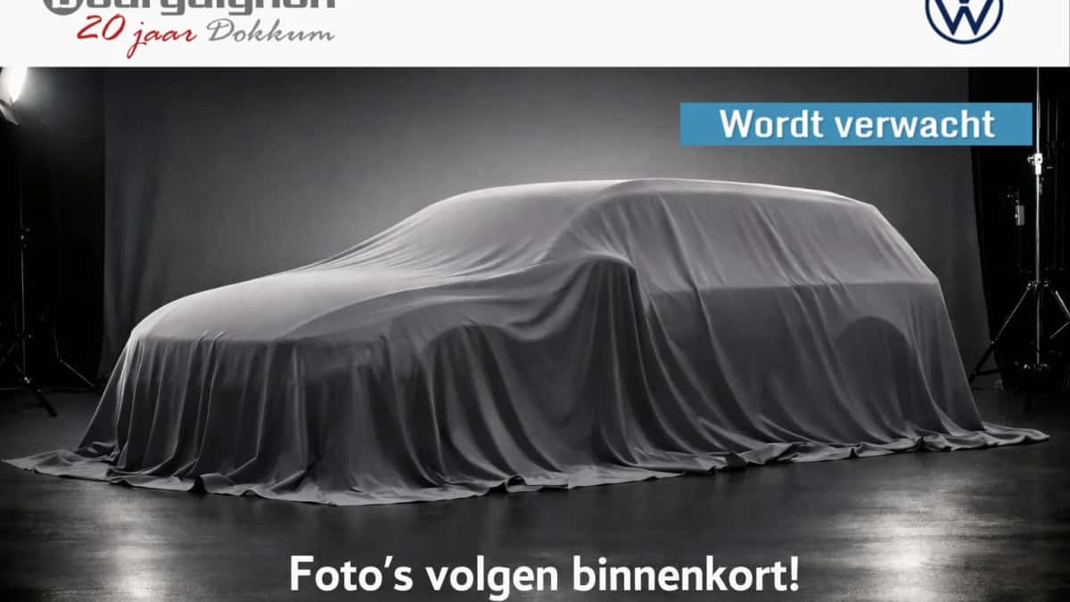 Volkswagen Passat (2022) — foto 1