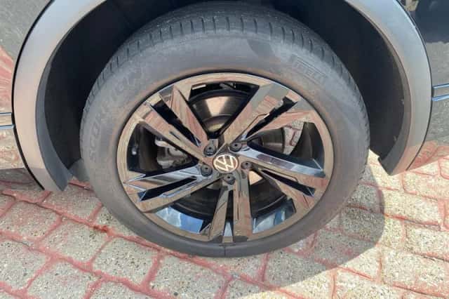 Volkswagen Tiguan (2021) thumbnail 17