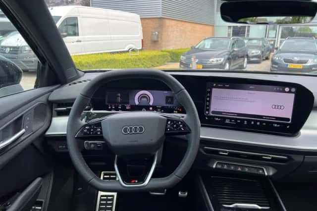 Audi Q3 (2026) thumbnail 7