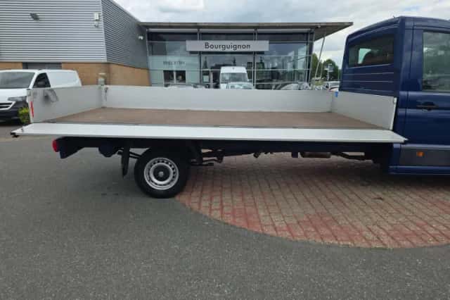 Volkswagen Crafter (2021) thumbnail 6
