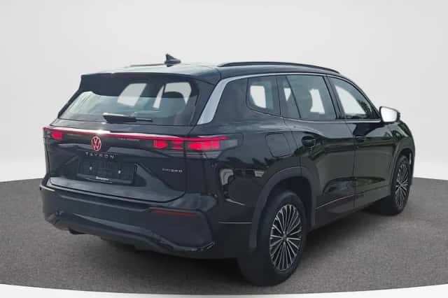 Volkswagen Tayron (2025) thumbnail 2