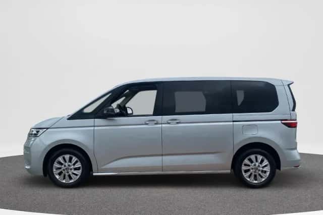 Volkswagen Multivan (2023) thumbnail 6